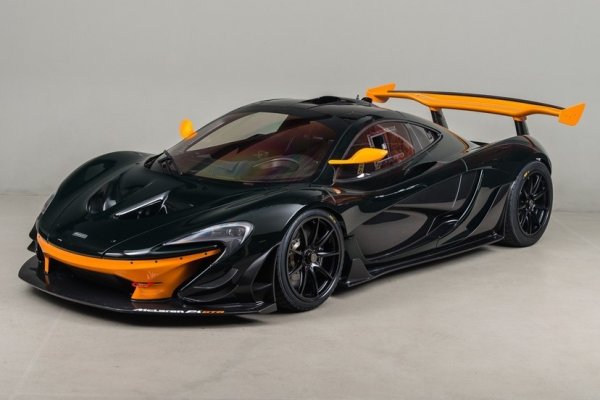Най-екстремният модел на McLaren с неговия 3.8-литров V8 с битурбо и 1000 коня. Един автомобил, изцяло мислен за пистата. Производството е лимитирано до 58 бройки. 
